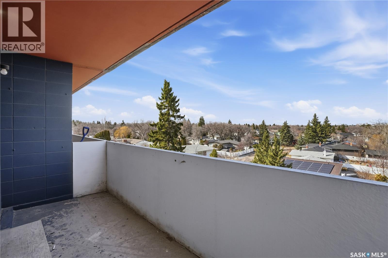 526 65 Westfield Drive, Regina, SK - Outdoor With Balcony