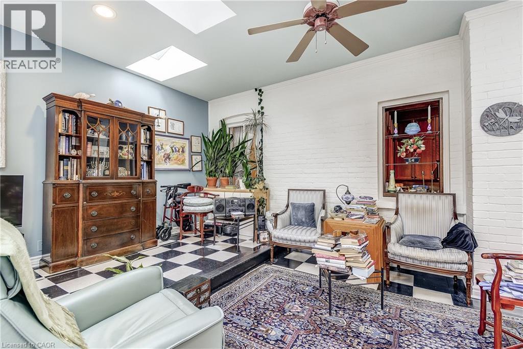 315 Aberdeen Avenue, Hamilton, ON - Indoor