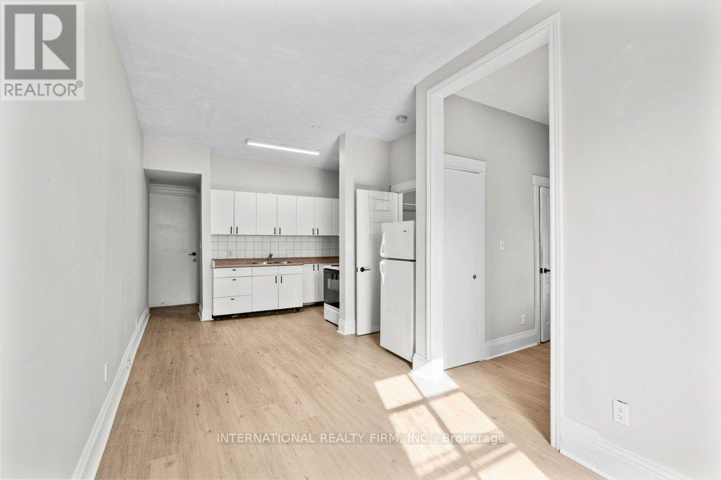 67 Ontario Avenue, Hamilton, ON - Indoor