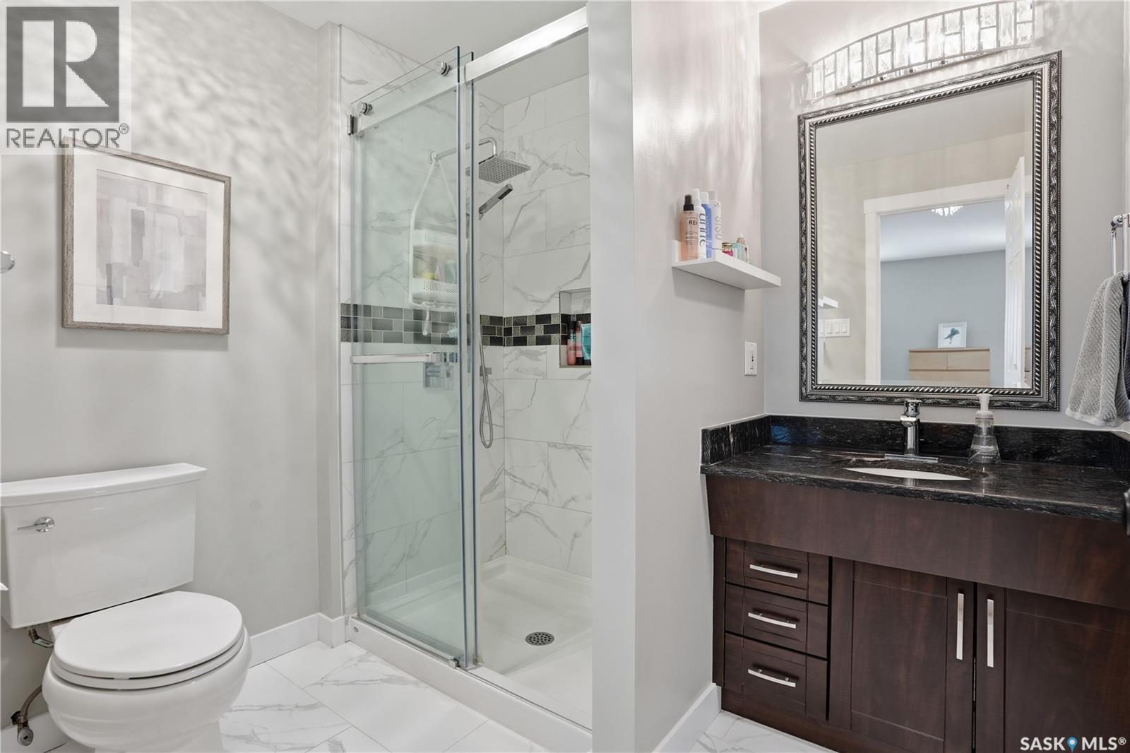 2206 Mahony Crescent, Regina, SK - Indoor Photo Showing Bathroom