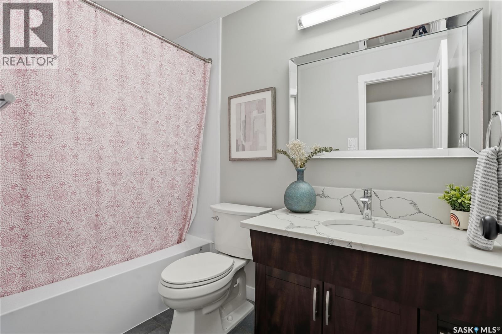 2206 Mahony Crescent, Regina, SK - Indoor Photo Showing Bathroom