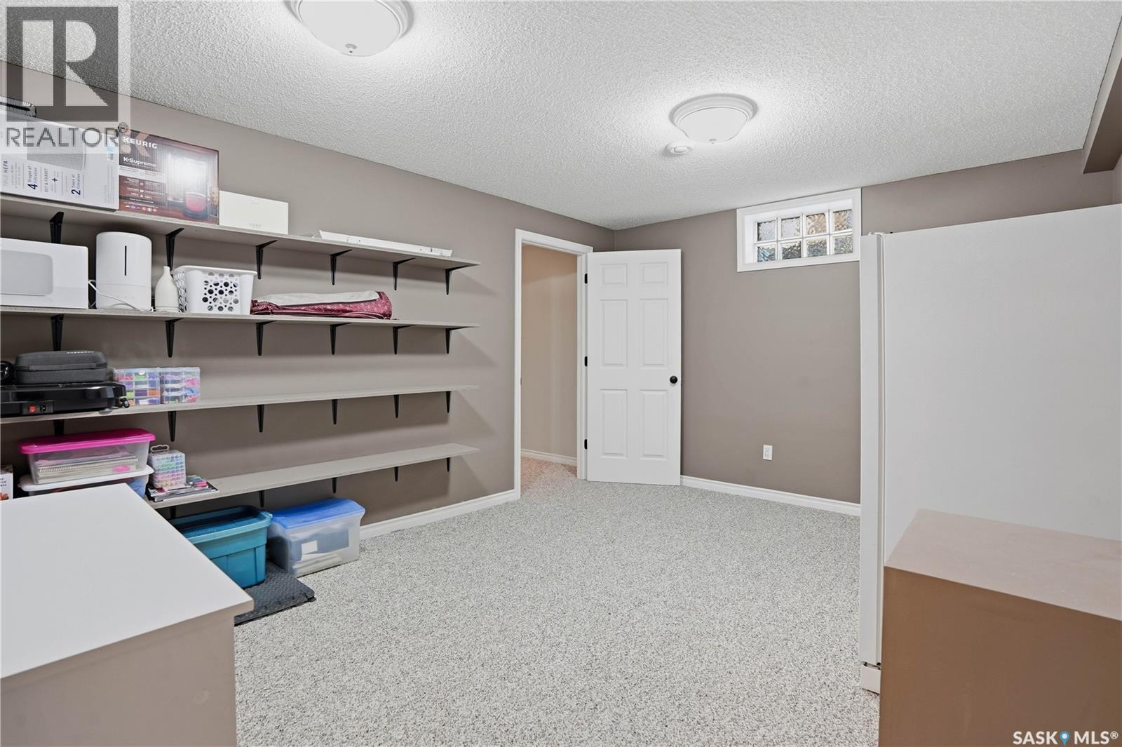 2206 Mahony Crescent, Regina, SK - Indoor