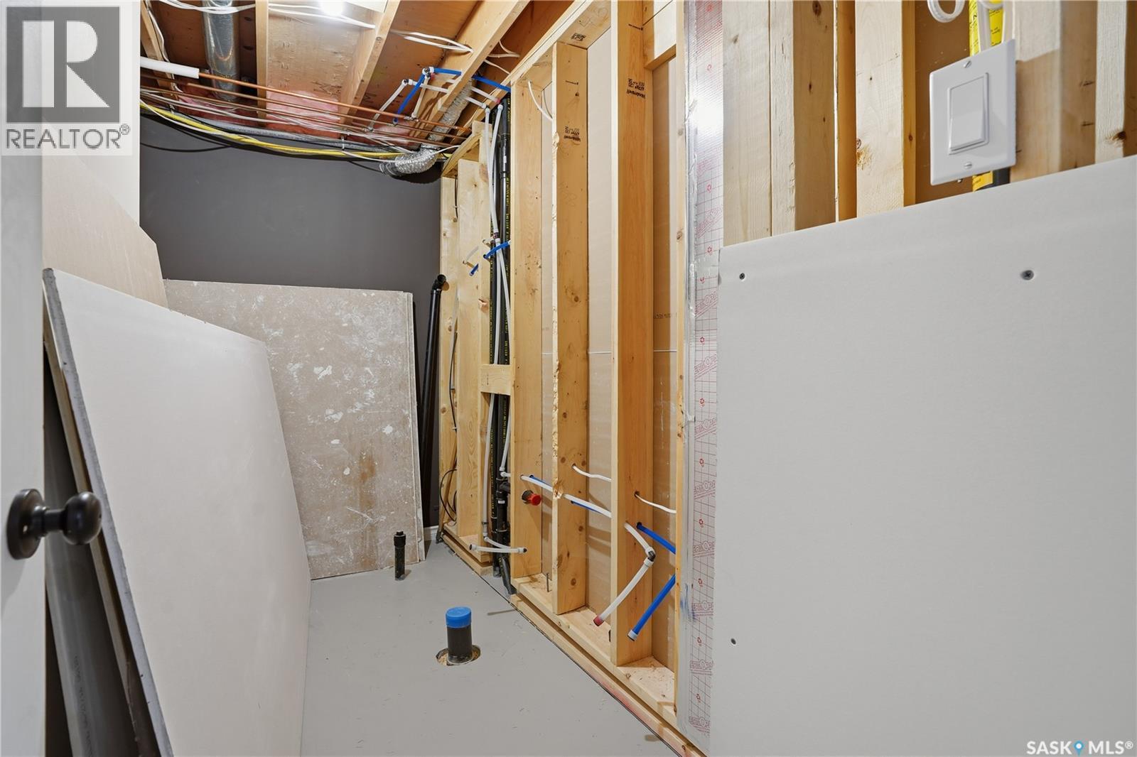 2206 Mahony Crescent, Regina, SK - Indoor Photo Showing Other Room