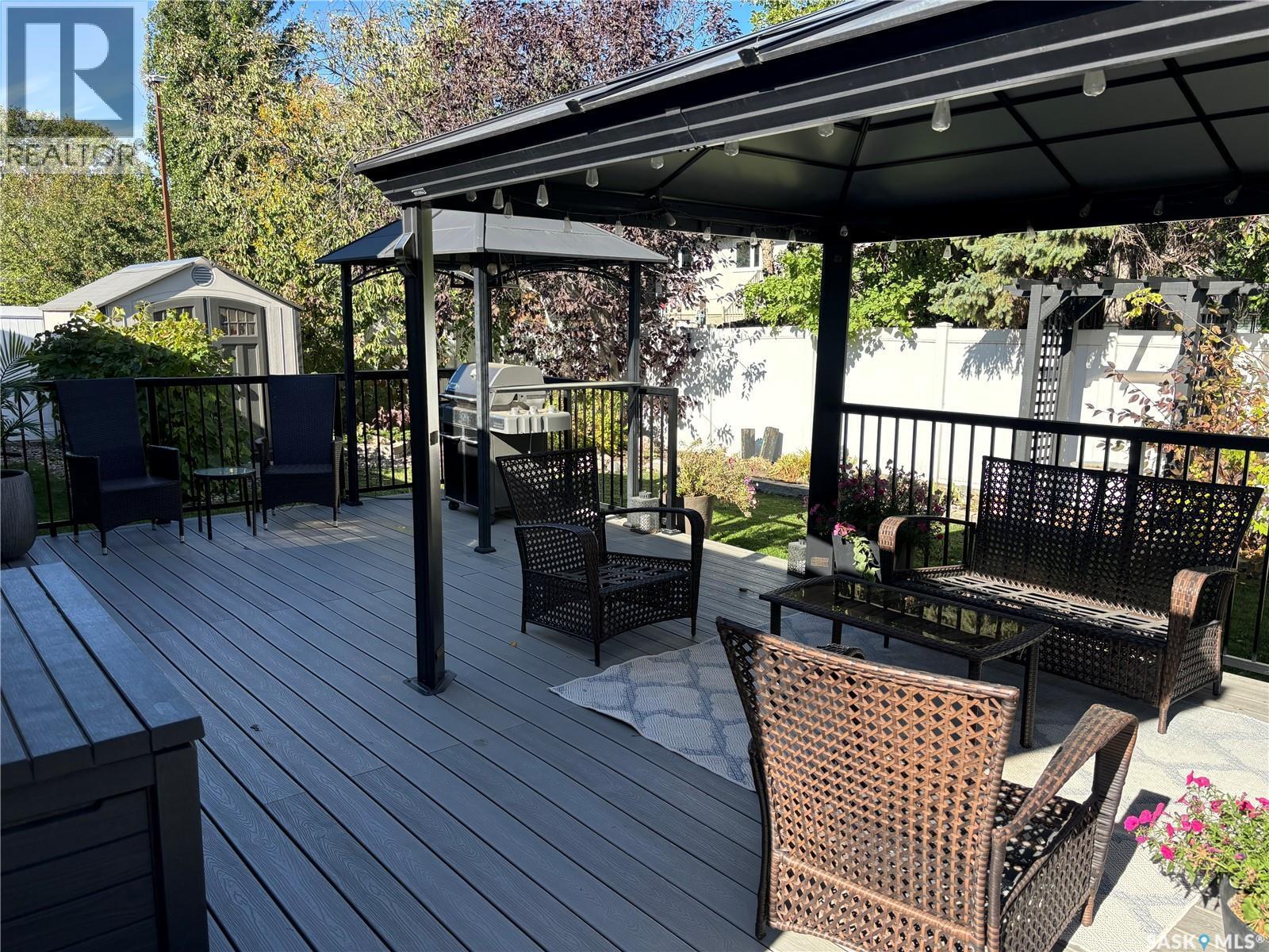 2206 Mahony Crescent, Regina, SK - Outdoor With Deck Patio Veranda With Exterior
