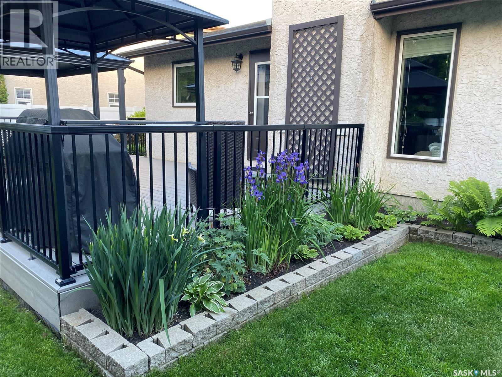 2206 Mahony Crescent, Regina, SK - Outdoor