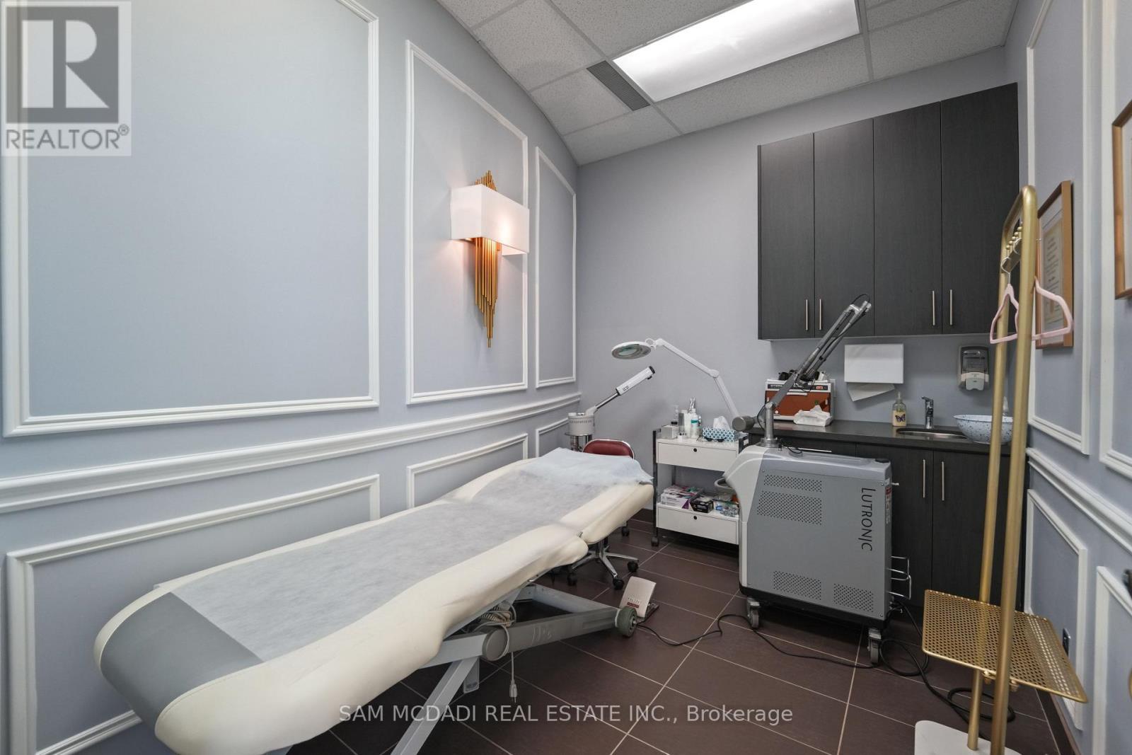 A26 & A27 - 505 Highway 7 E, Markham, ON