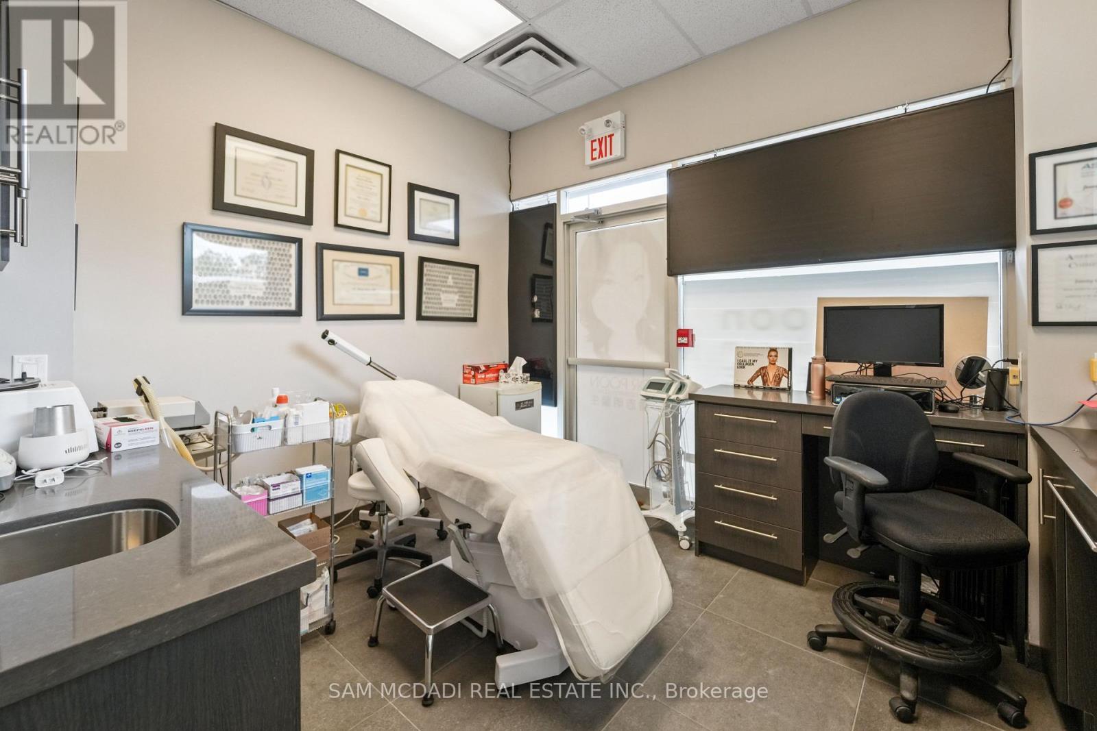 A26 & A27 - 505 Highway 7 E, Markham, ON