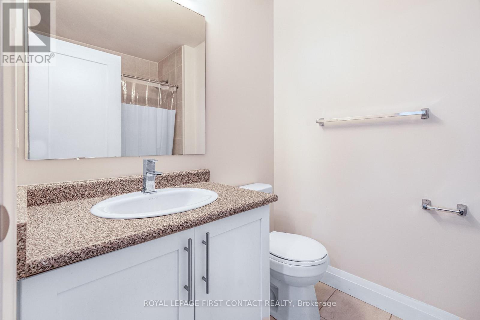 4 - 29 Madelaine Drive, Barrie, ON - Indoor Photo Showing Bathroom