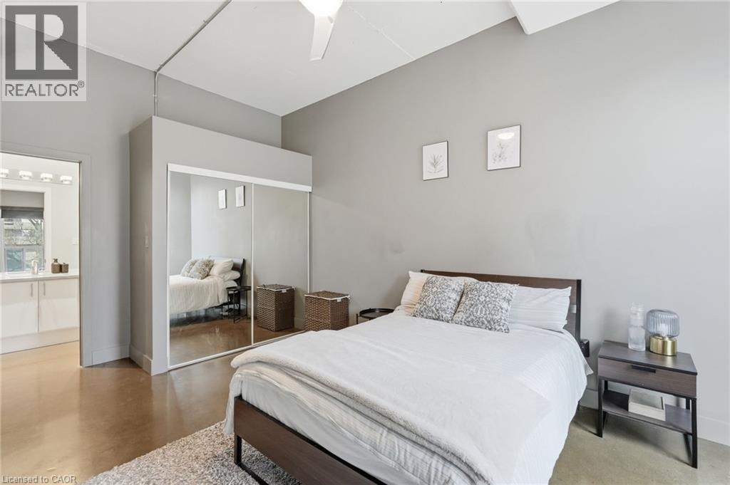 66 Bay Street S Unit# 510, Hamilton, ON - Indoor Photo Showing Bedroom