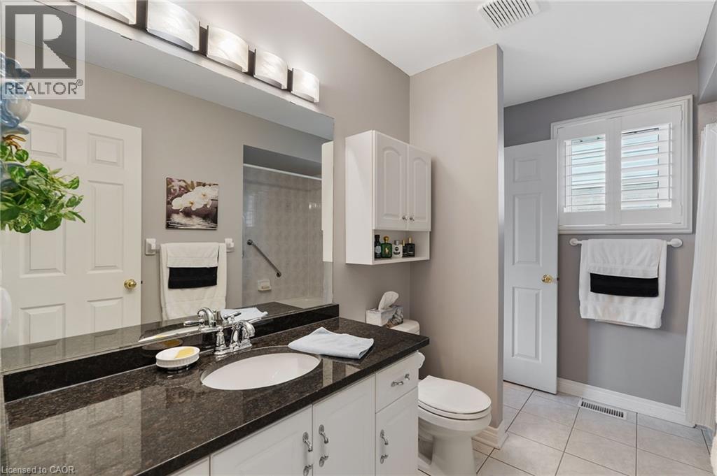 Main Floor Semi-Private Ensuite Bath - 51 Redtail Crescent, Hamilton, ON - Indoor Photo Showing Bathroom