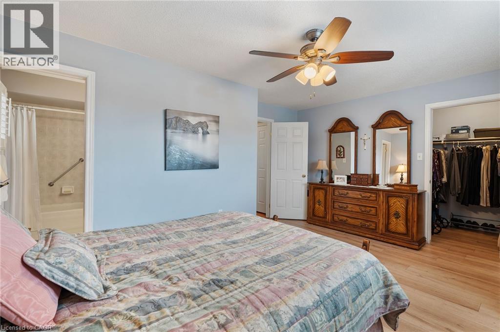 Primary Bedroom - 51 Redtail Crescent, Hamilton, ON - Indoor Photo Showing Bedroom