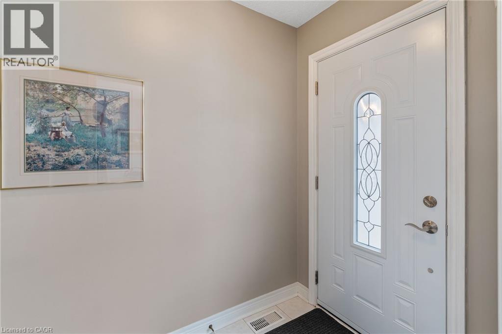 51 Redtail Crescent, Hamilton, ON - Indoor Photo Showing Other Room