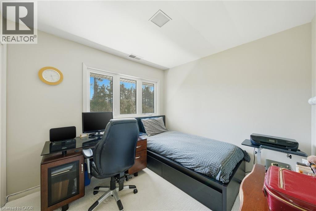 6 Summit Circle, Simcoe, ON - Indoor Photo Showing Other Room
