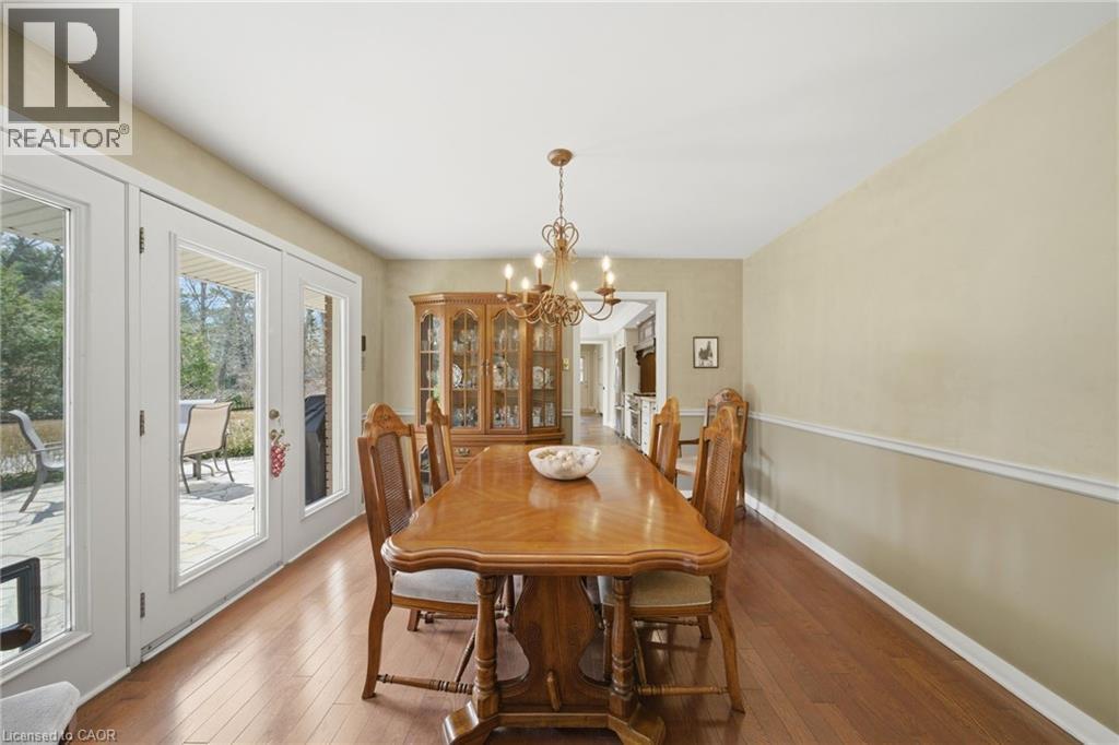 6 Summit Circle, Simcoe, ON - Indoor Photo Showing Dining Room