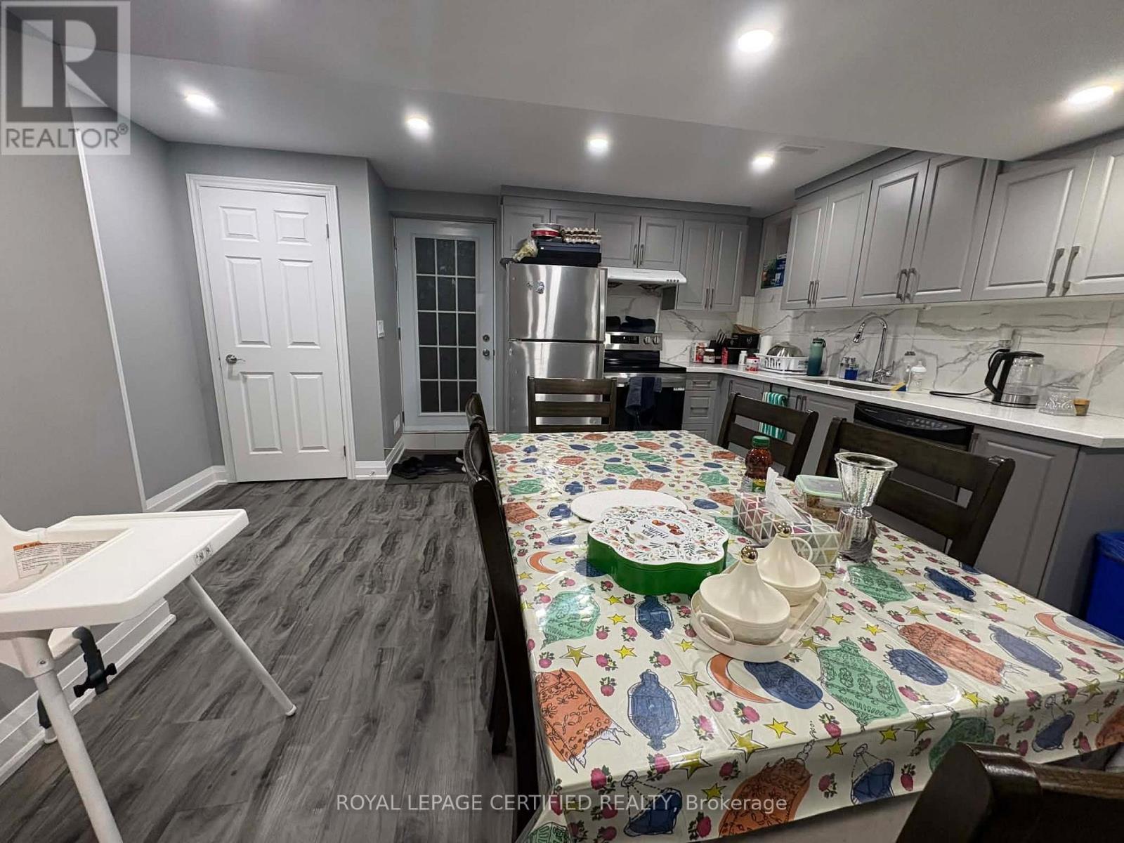 721 Scott Boulevard, Milton, ON