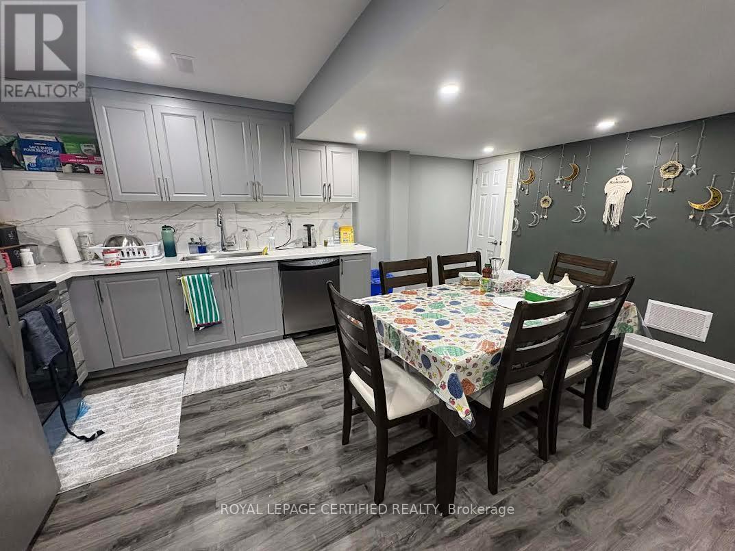 721 Scott Boulevard, Milton, ON
