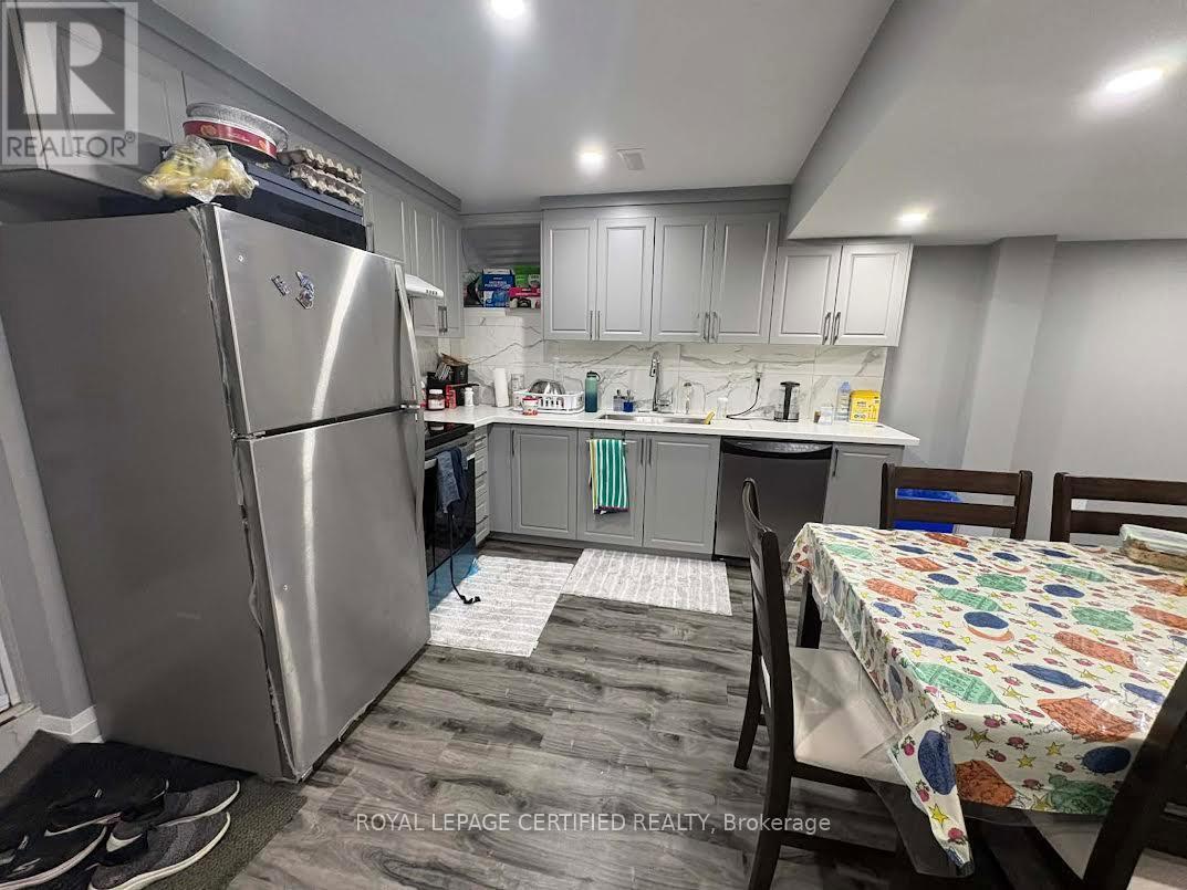 721 Scott Boulevard, Milton, ON