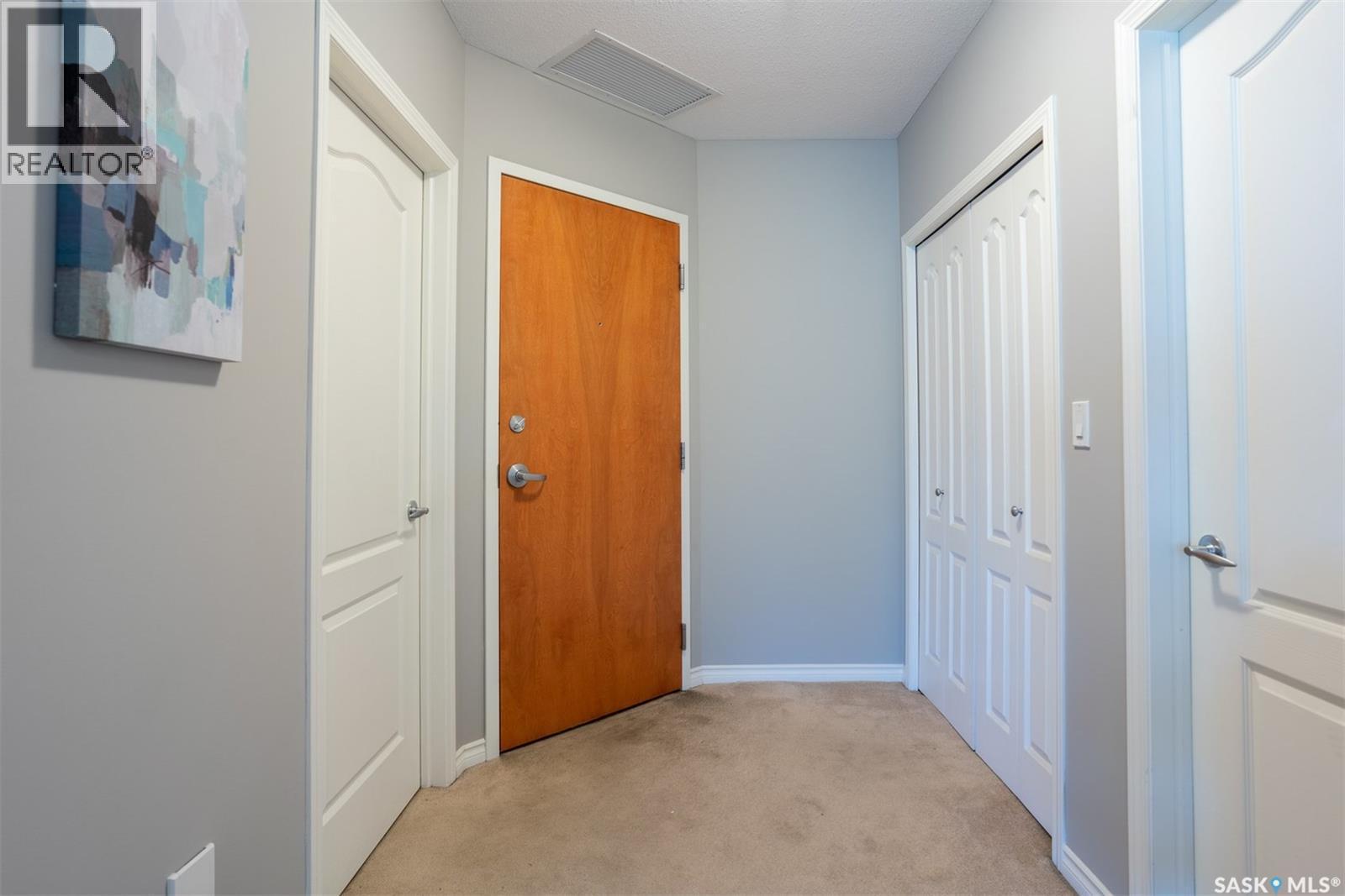 1002 1914 Hamilton Street, Regina, SK - Indoor Photo Showing Other Room
