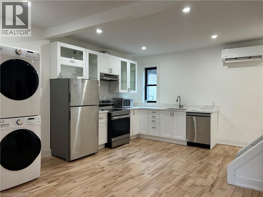 13 Hess Street, Hamilton, ON - Indoor Photo Showing Laundry Room