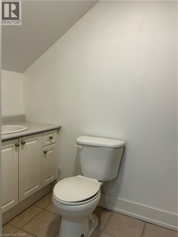 13 Hess Street, Hamilton, ON - Indoor Photo Showing Bathroom