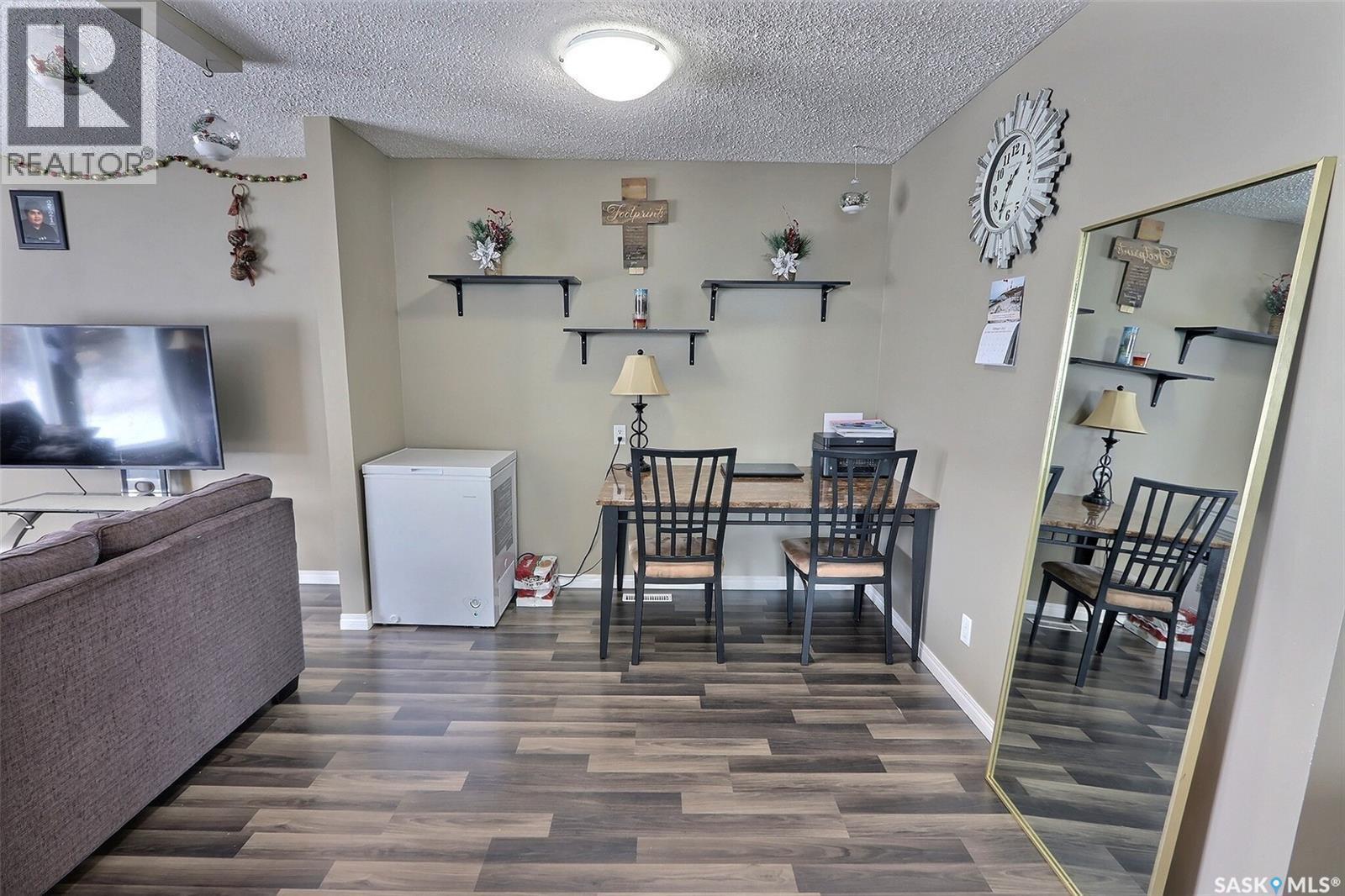 835 7Th Street E, Prince Albert, SK - Indoor Photo Showing Other Room