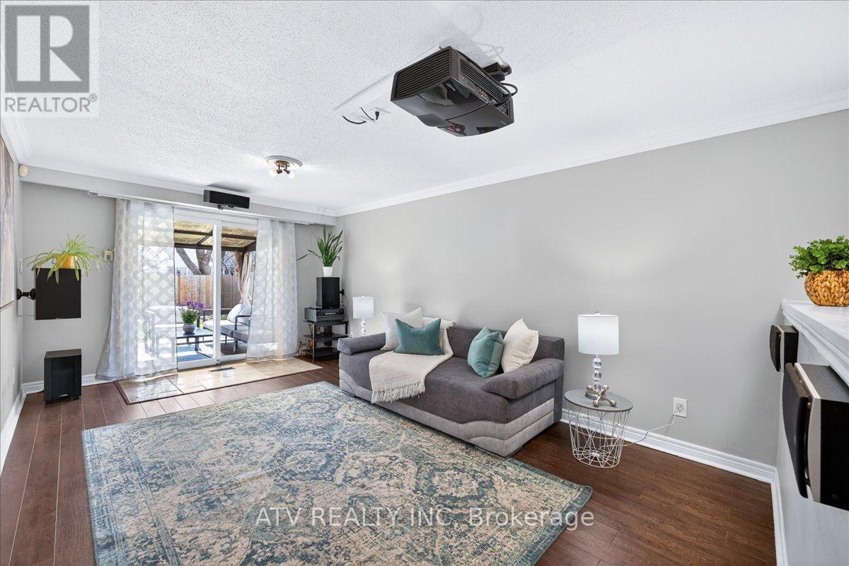 2504 Glamworth Crescent, Mississauga, ON - Indoor