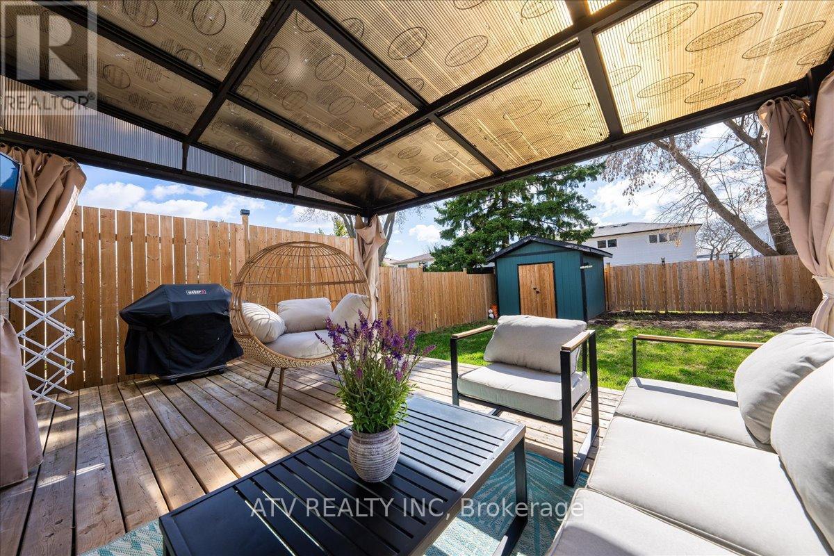 2504 Glamworth Crescent, Mississauga, ON - Outdoor With Deck Patio Veranda With Exterior