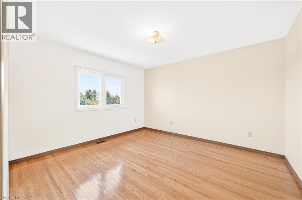 27 Trieste Place, Hamilton, ON - Indoor Photo Showing Other Room