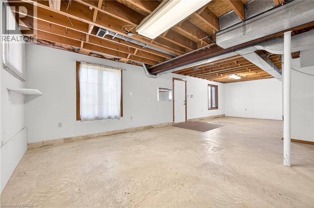 27 Trieste Place, Hamilton, ON - Indoor Photo Showing Basement