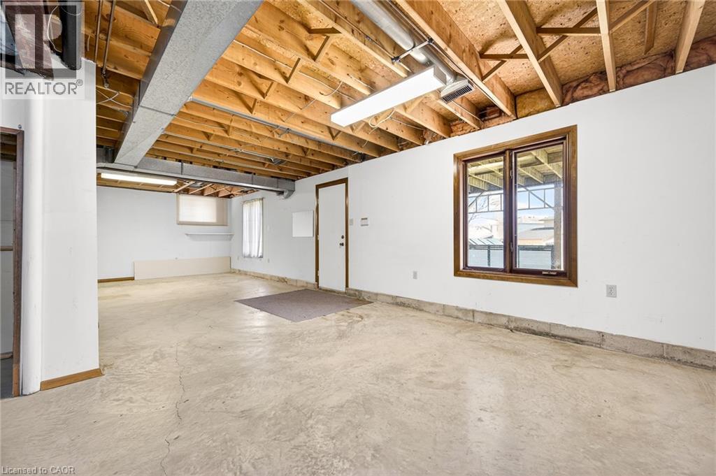 27 Trieste Place, Hamilton, ON - Indoor