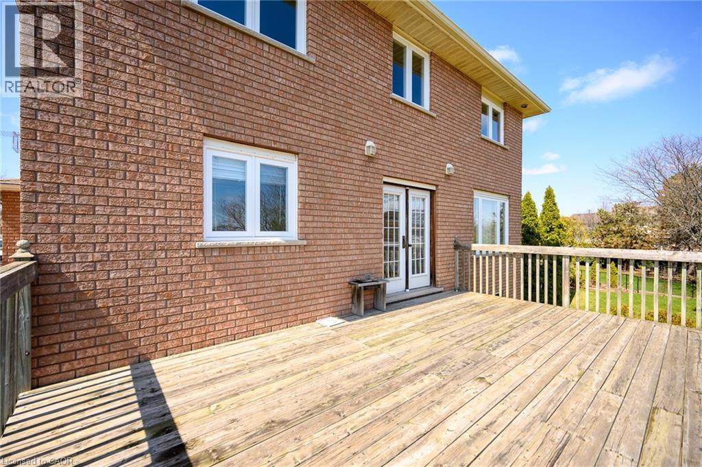 27 Trieste Place, Hamilton, ON - Outdoor With Deck Patio Veranda With Exterior