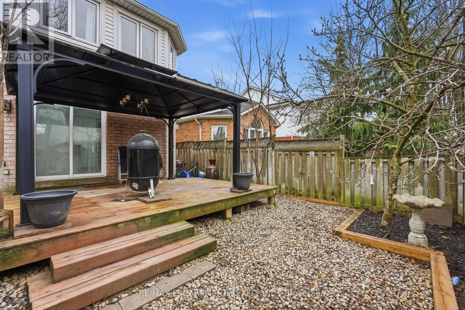 5189 Blue Spruce Avenue, Burlington, ON - Outdoor