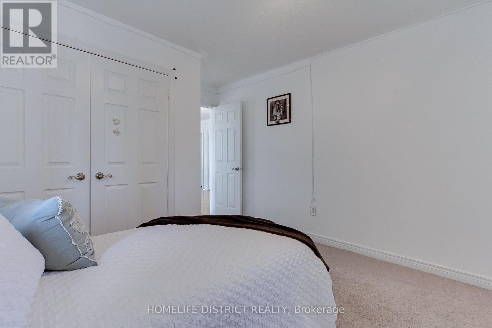 847 Greenleaf Gate, Oshawa, ON - Indoor Photo Showing Bedroom