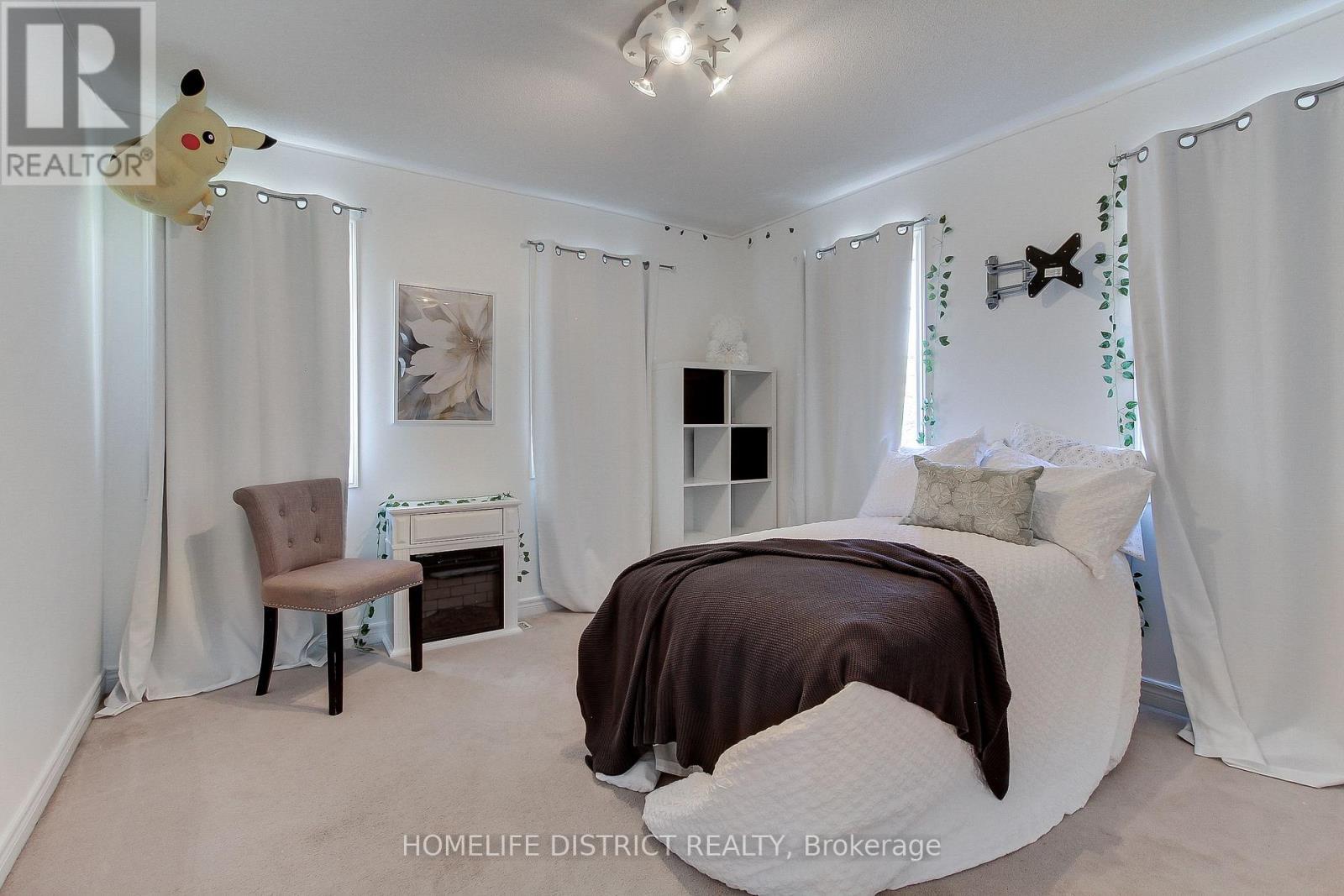 847 Greenleaf Gate, Oshawa, ON - Indoor Photo Showing Bedroom