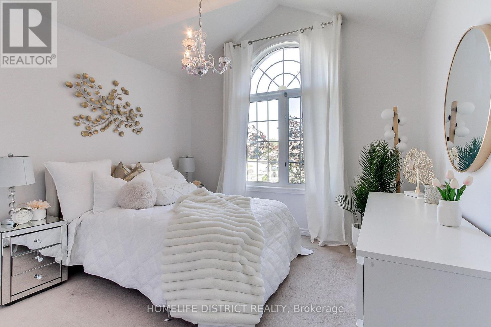 847 Greenleaf Gate, Oshawa, ON - Indoor Photo Showing Bedroom