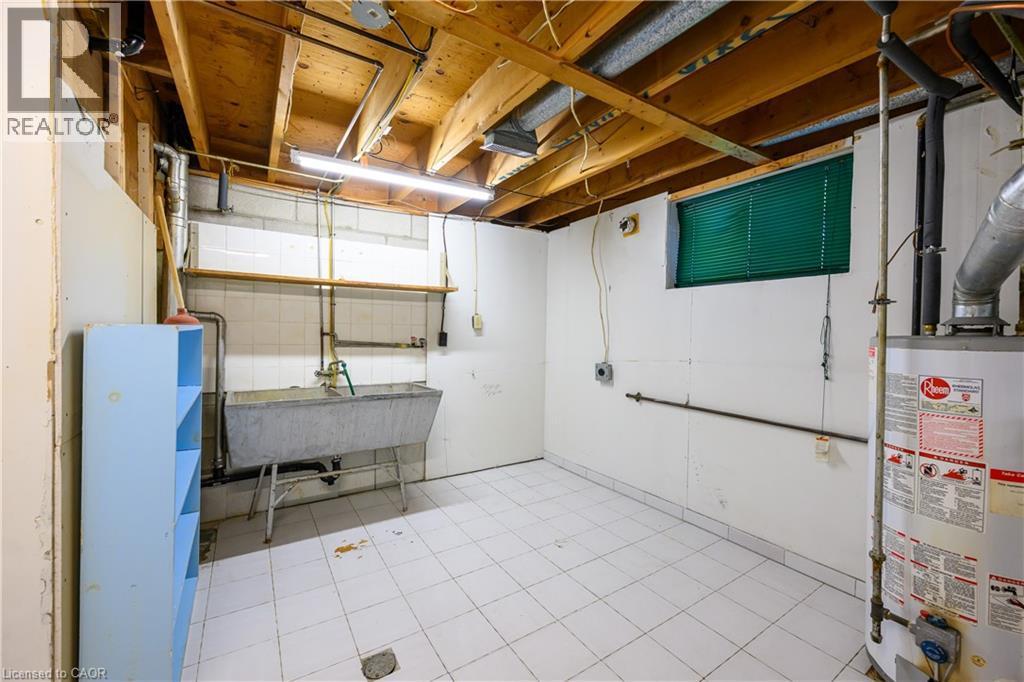 112 Purdy Crescent, Hamilton, ON - Indoor Photo Showing Basement