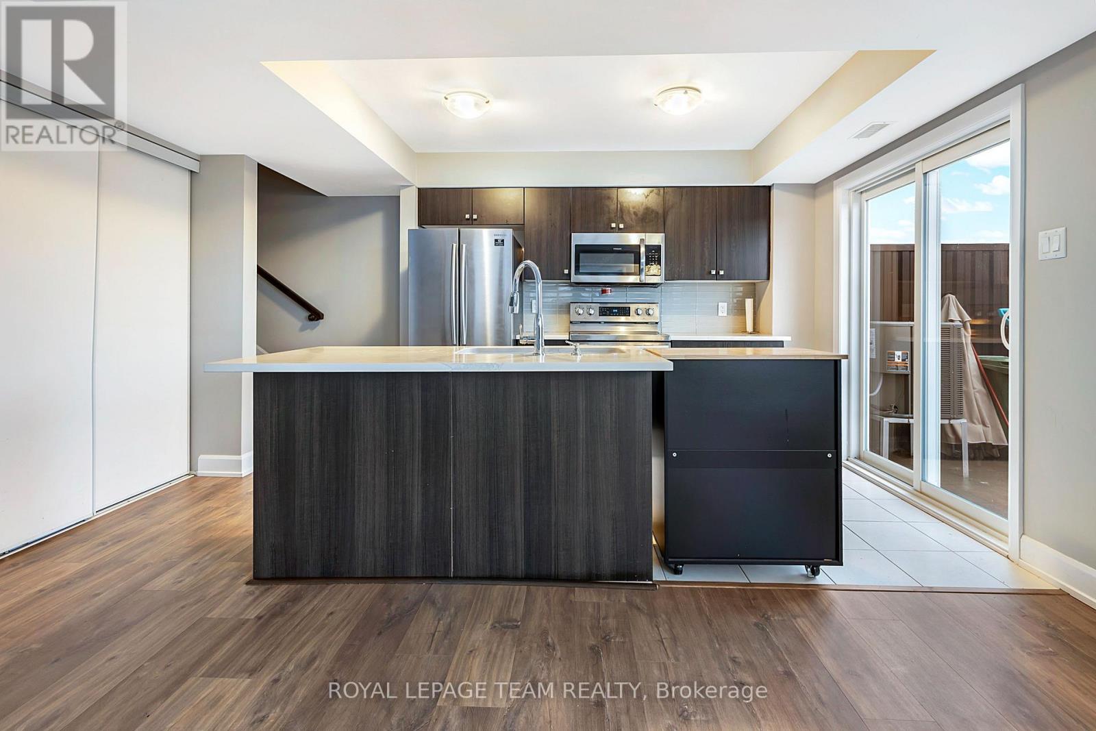 36 Affinity Private, Ottawa, ON - Indoor Photo Showing Kitchen