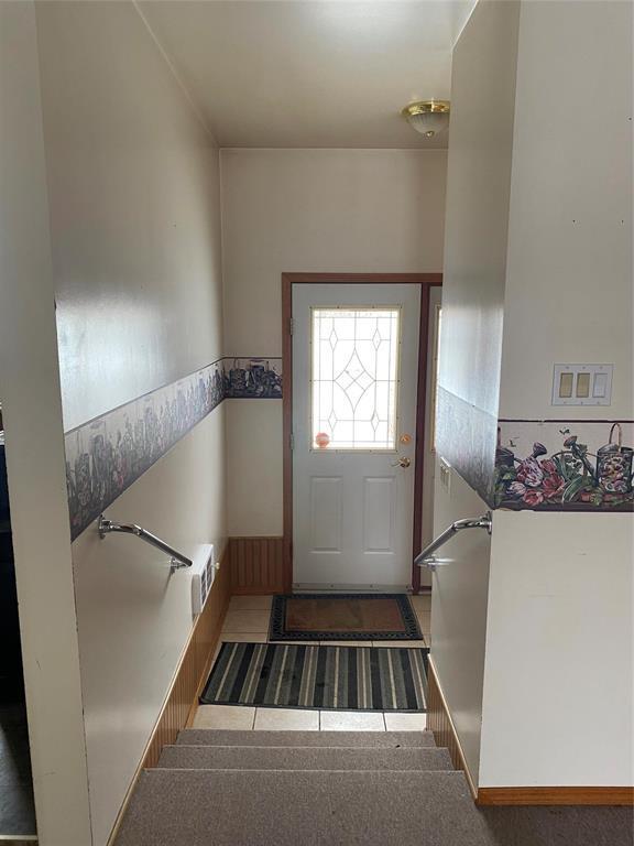 142 Mound Avenue, Pilot Mound, MB - Indoor Photo Showing Other Room