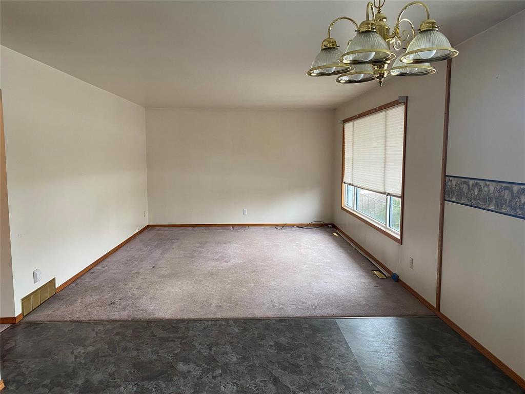 142 Mound Avenue, Pilot Mound, MB - Indoor Photo Showing Other Room
