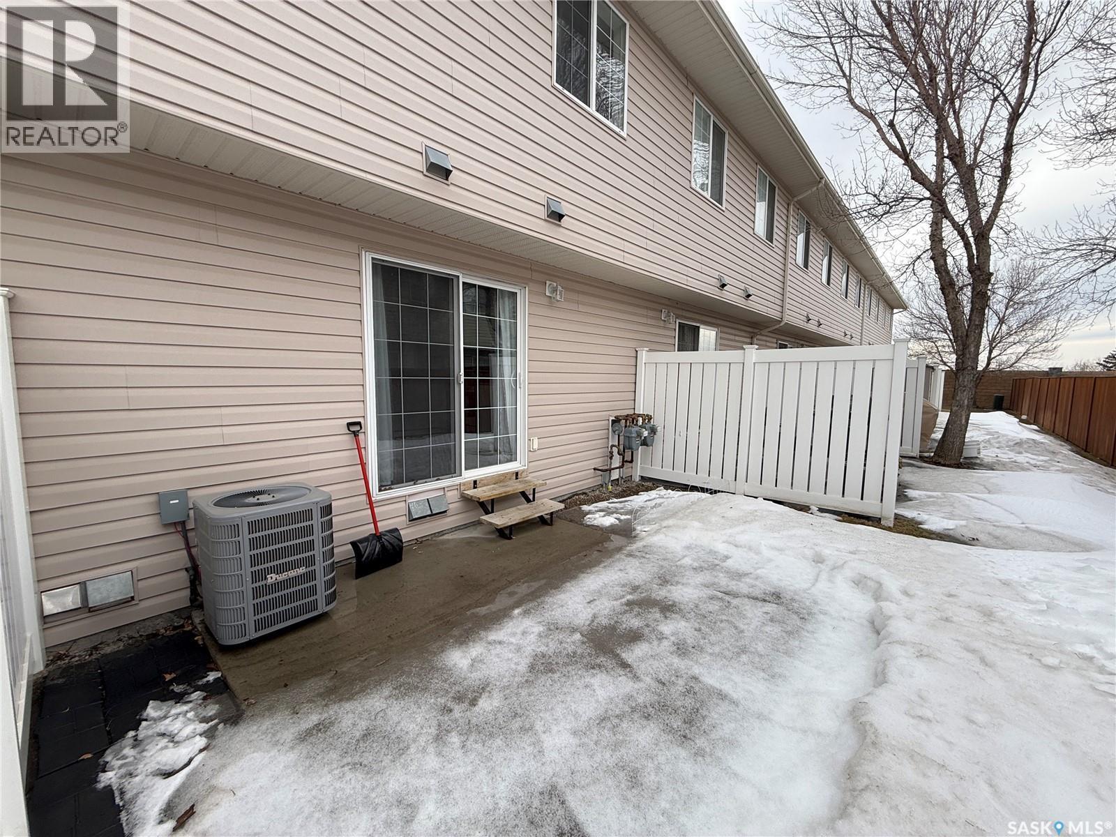32 809 Kristjanson Road, Saskatoon, SK - Outdoor With Exterior