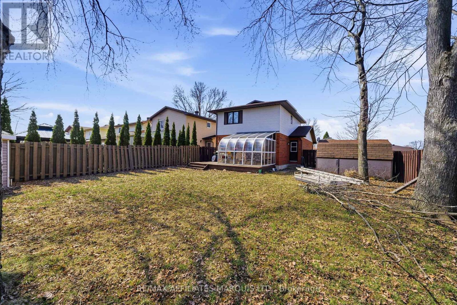 672 Champlain Drive, Cornwall, ON - Outdoor