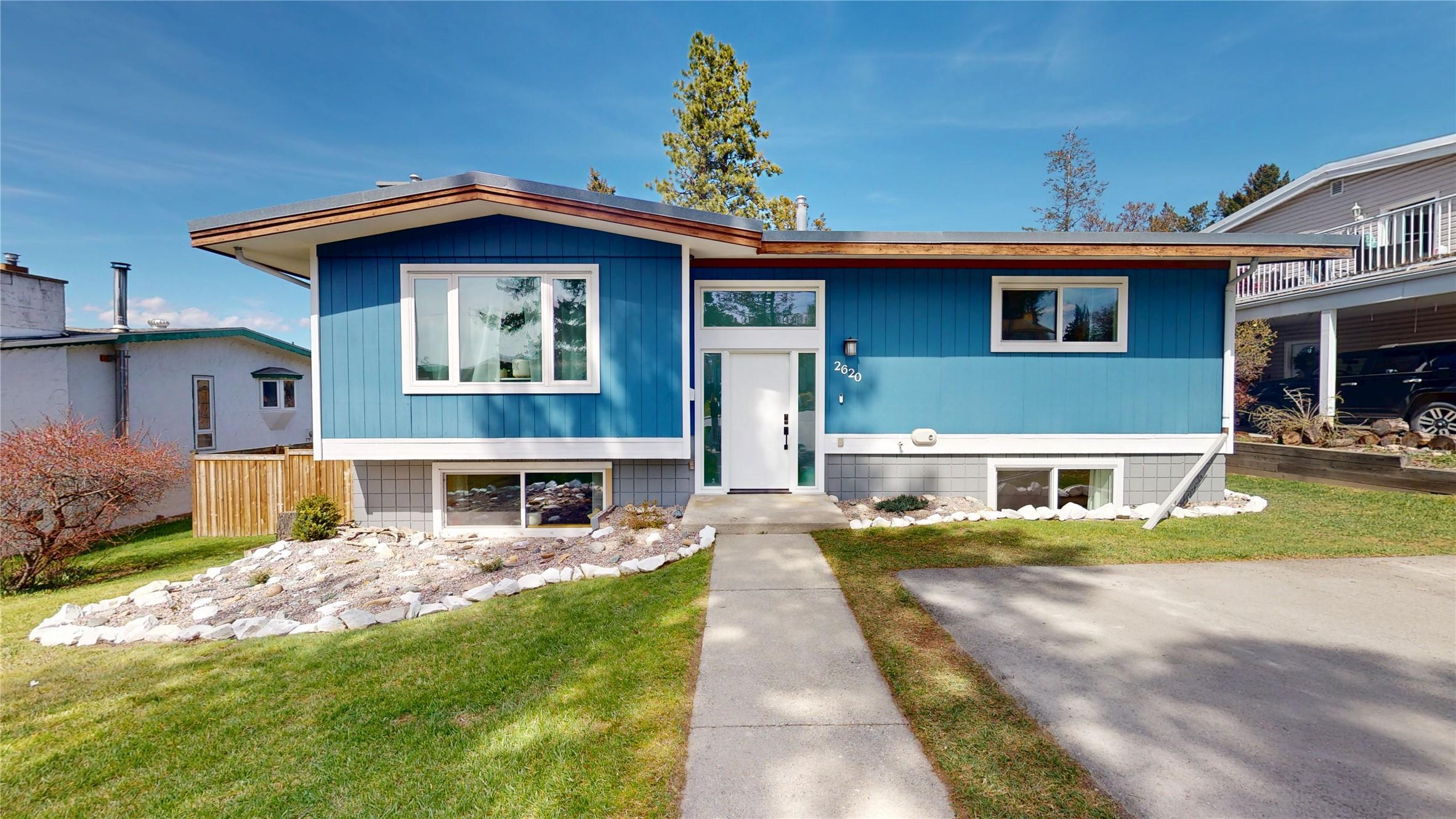 2620 3Rd Street, Cranbrook, BC - Outdoor With Facade