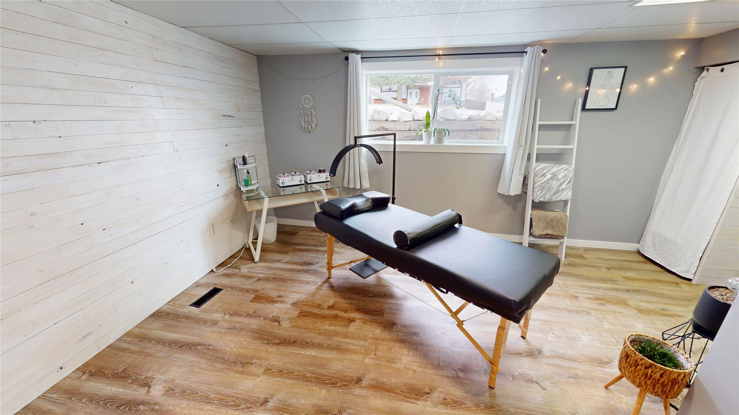 2620 3Rd Street, Cranbrook, BC - Indoor Photo Showing Other Room