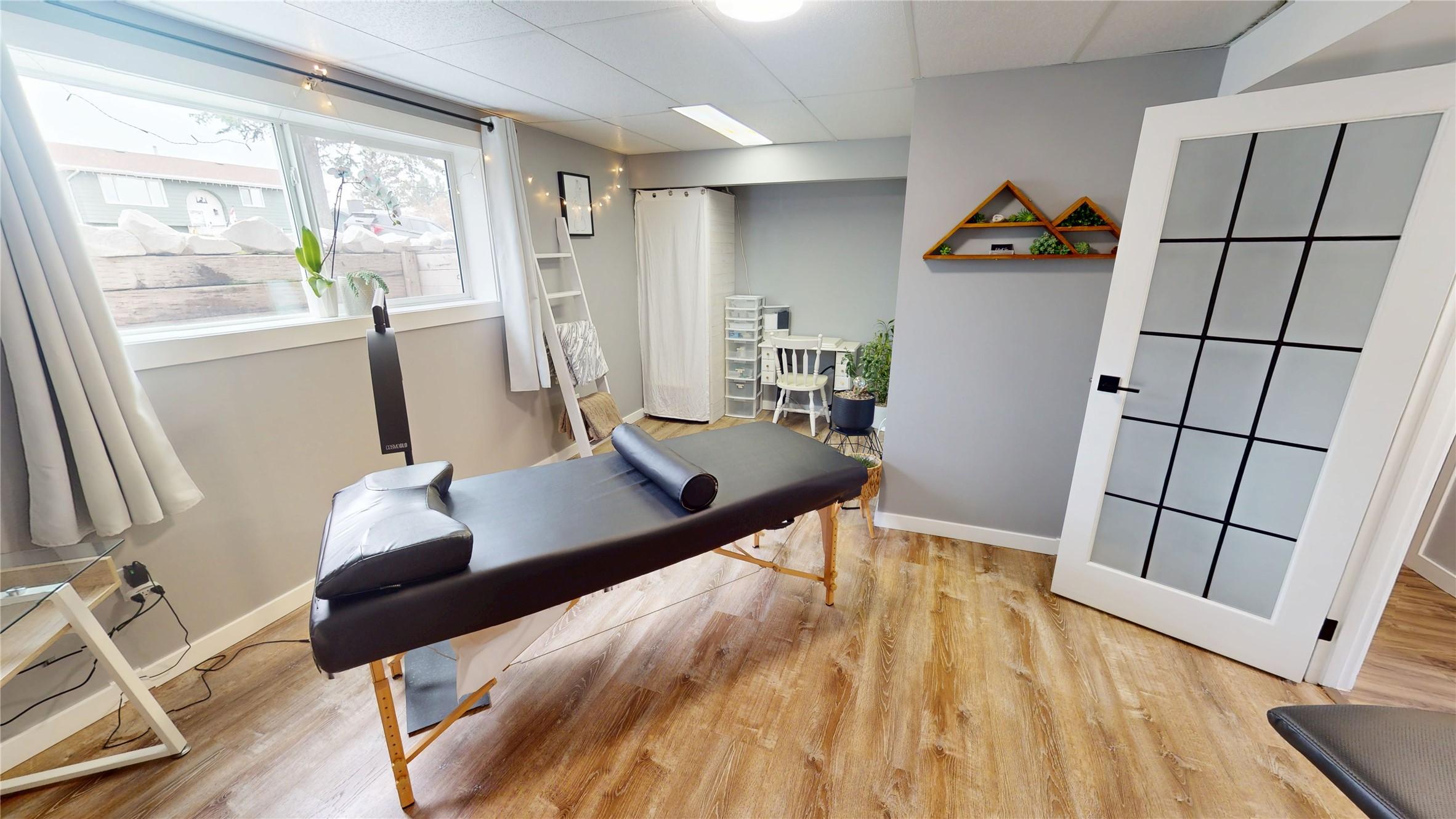 2620 3Rd Street, Cranbrook, BC - Indoor