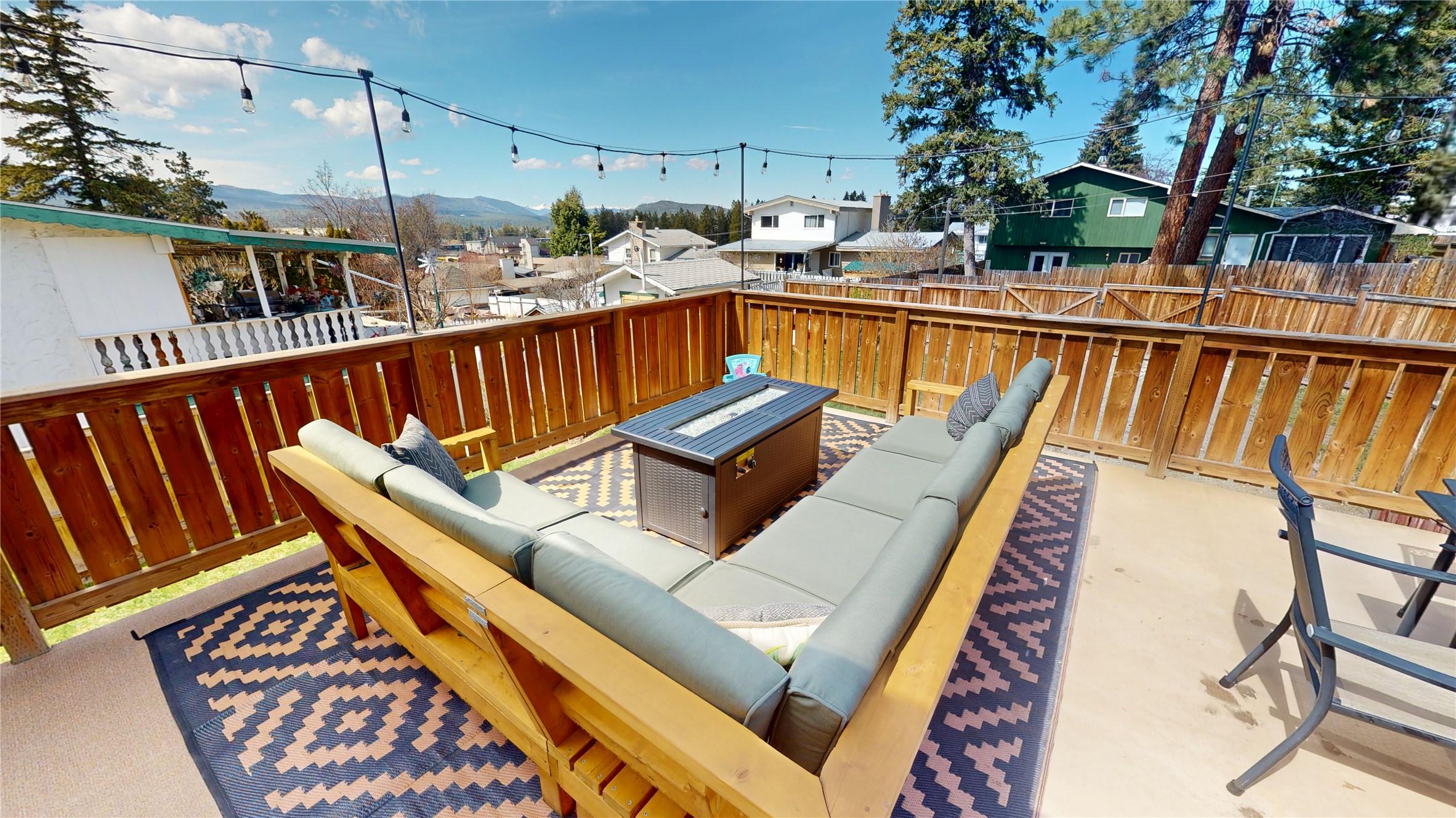 2620 3Rd Street, Cranbrook, BC - Outdoor With Deck Patio Veranda