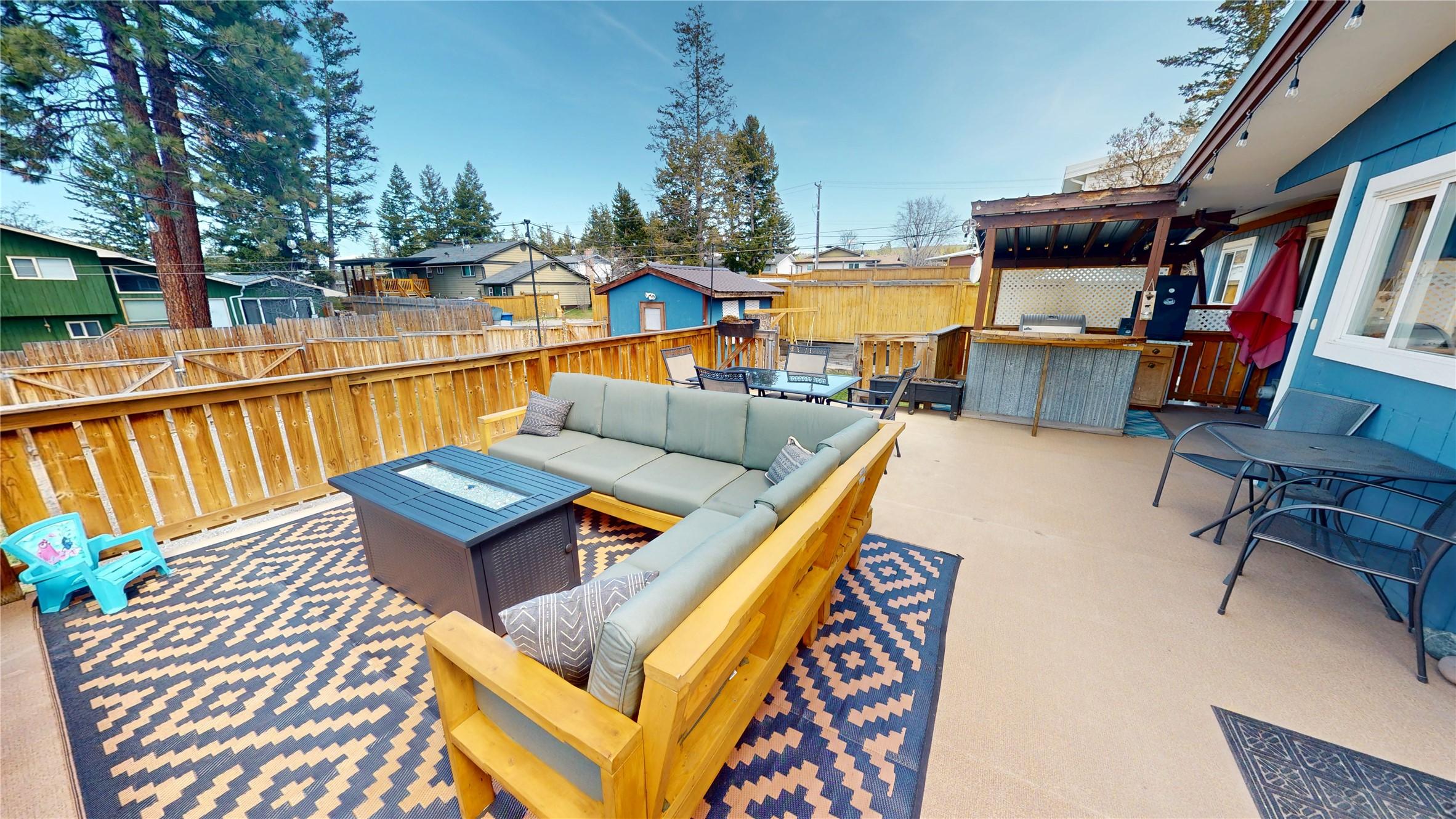 2620 3Rd Street, Cranbrook, BC - Outdoor With Deck Patio Veranda