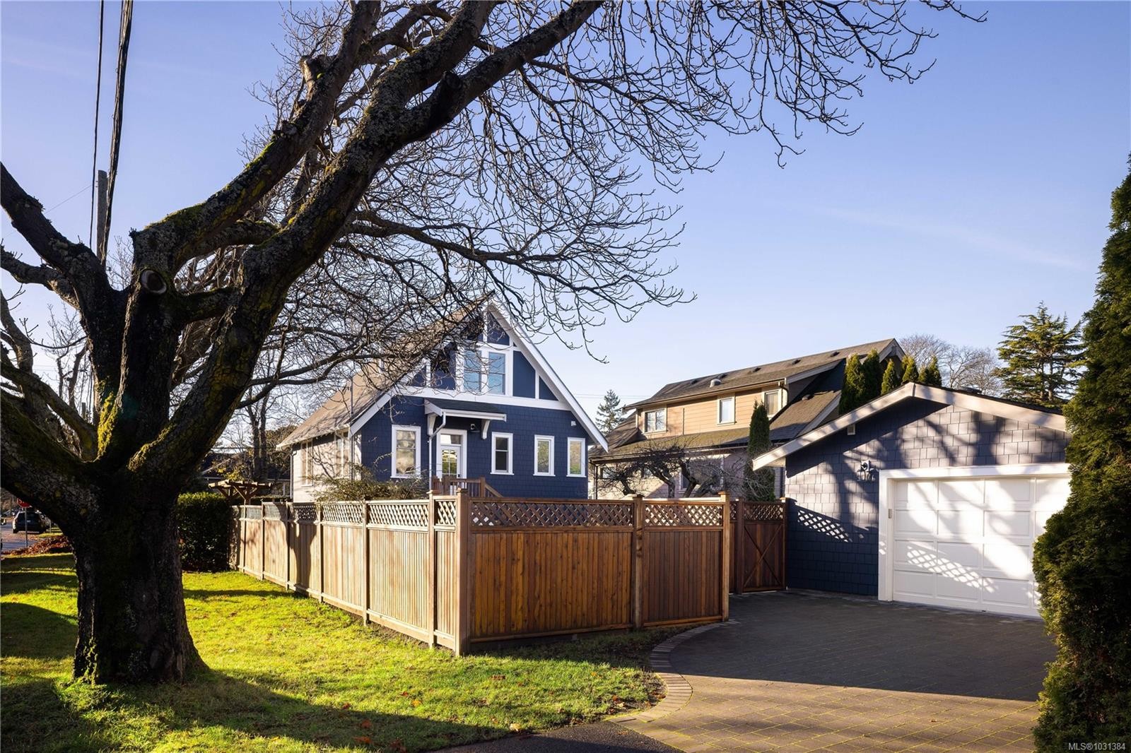 2194 Central Ave, Oak Bay, BC