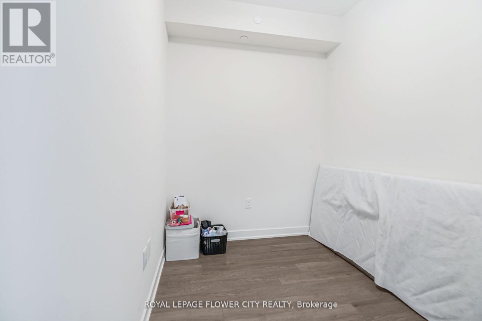 907 - 212 King William Street S, Hamilton, ON - Photo Showing Other Room