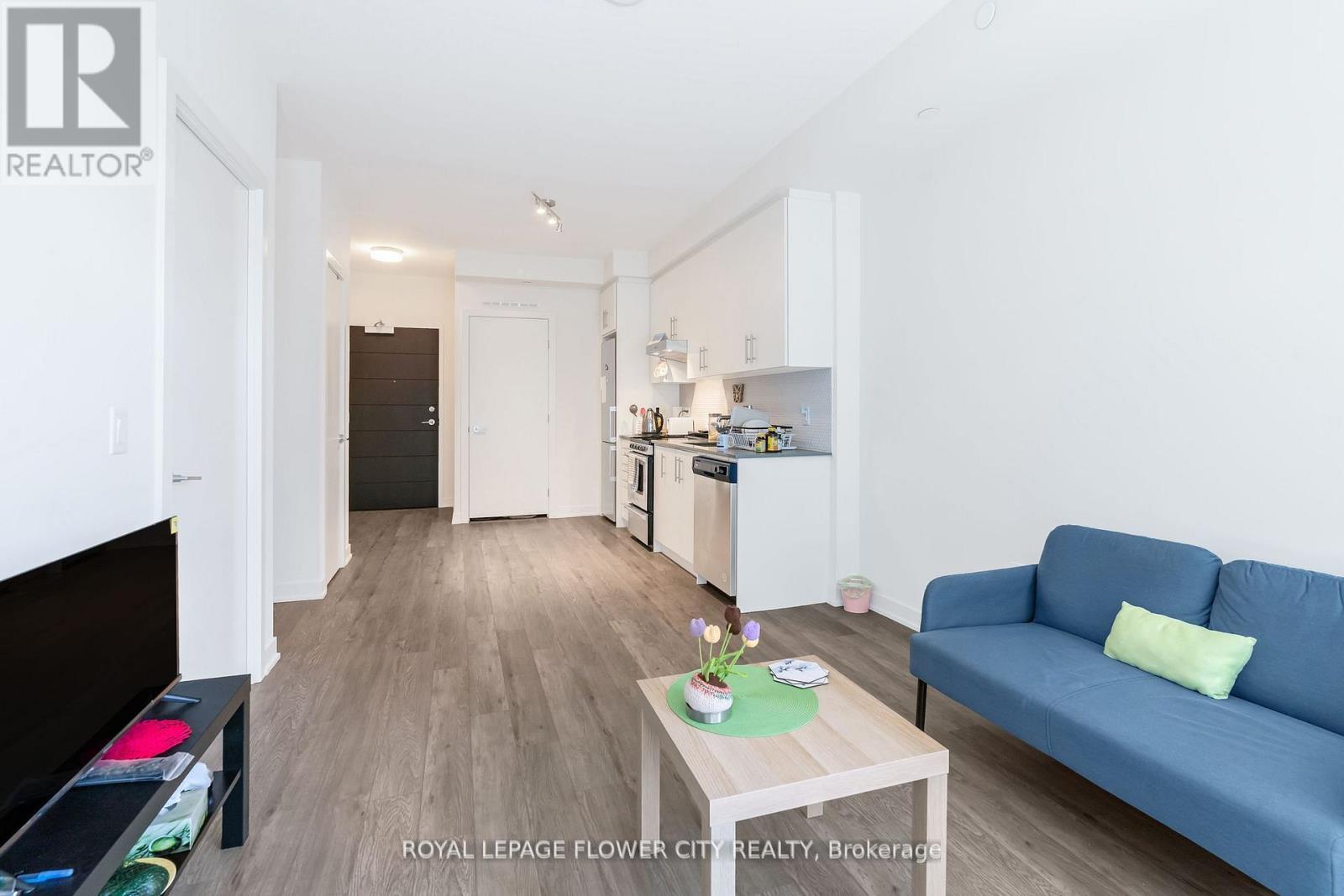 907 - 212 King William Street S, Hamilton, ON - Indoor Photo Showing Living Room