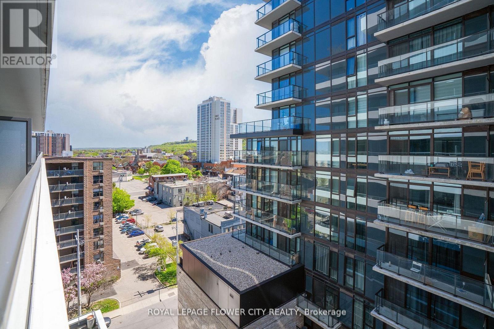 907 - 212 King William Street S, Hamilton, ON - Outdoor With Balcony